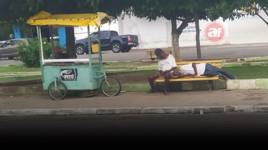 PARÓQUIA DE NOSSA SENHORA DA CONCEIÇÃO CRIA PROJETO PARA AJUDAR MORADORES DE RUA EM ARARIPINA