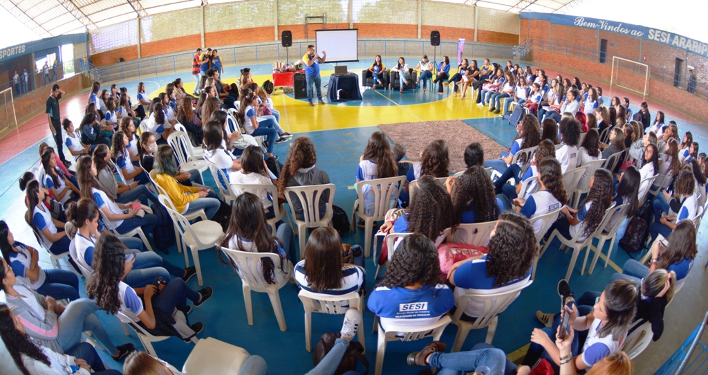 PROJETO + HUMANAS, DO SESI ARARIPINA, DEBATE O TEMA DO EMPODERAMENTO FEMININO
