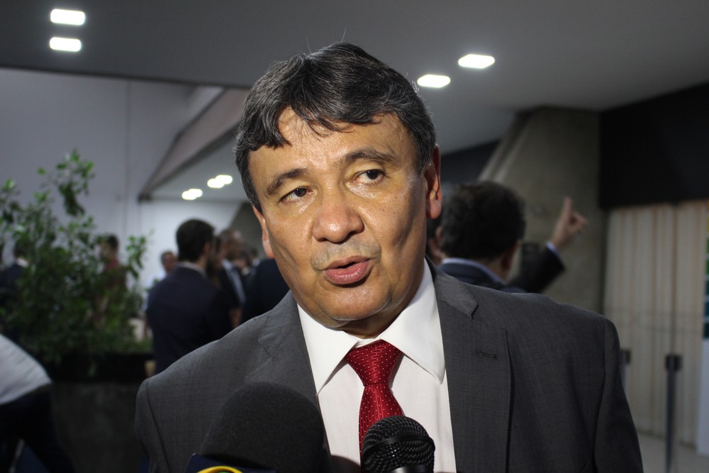 GOVERNADOR DO PIAUÍ ASSINA DECRETO DE CALAMIDADE PÚBLICA DEVIDO AO CORONAVÍRUS